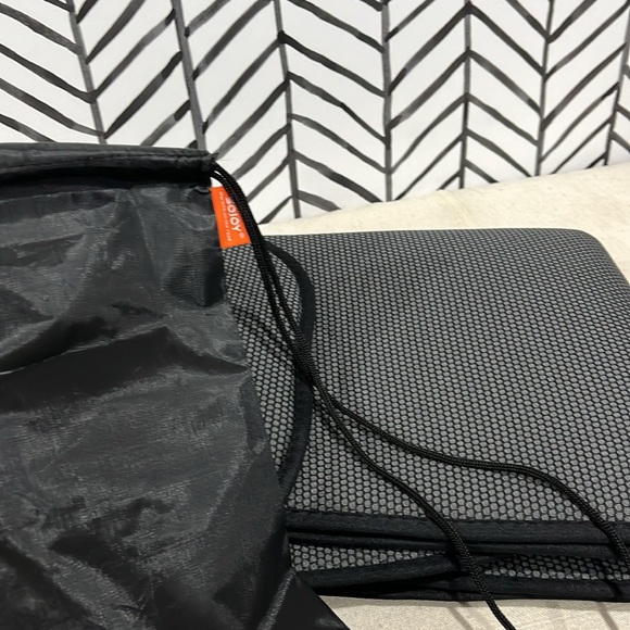 Sojoy IsoTowel Microfiber Car Seat Black Cloth Cover Quick-Dry w/ Non-Slip Back. - Picture 7 of 16